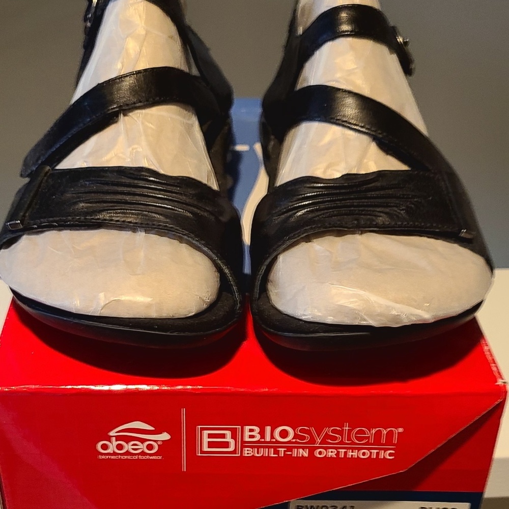 Obeo Sandles